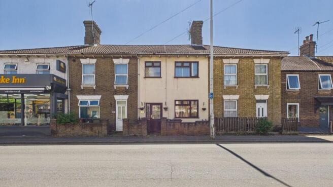 3 bed property, in Oundle Road, £190,000