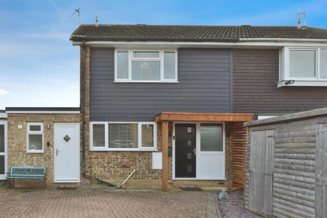 3 bed property, in Keats Close, £425,000