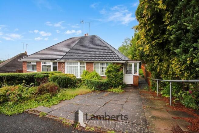 2 bed property, in Malvern Road, £250,000