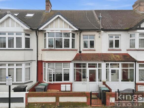 1 bed property, in Holcombe Road, £350,000