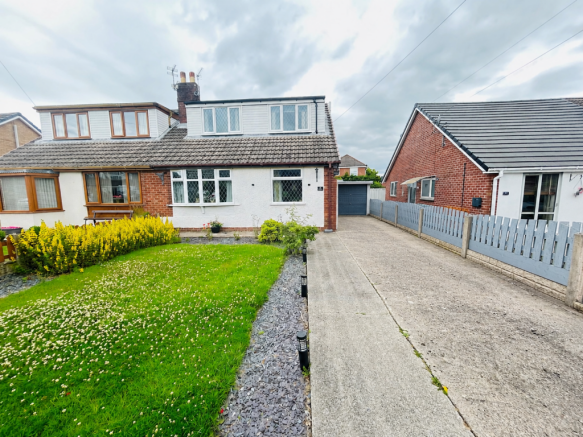 3 bed property, in Ribblesdale Drive, £220,000
