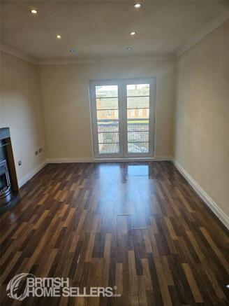 2 bed property, in Bailey Avenue, £140,000