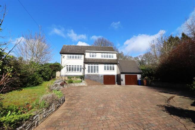 3 bed property, in Welton Old Road, £630,000