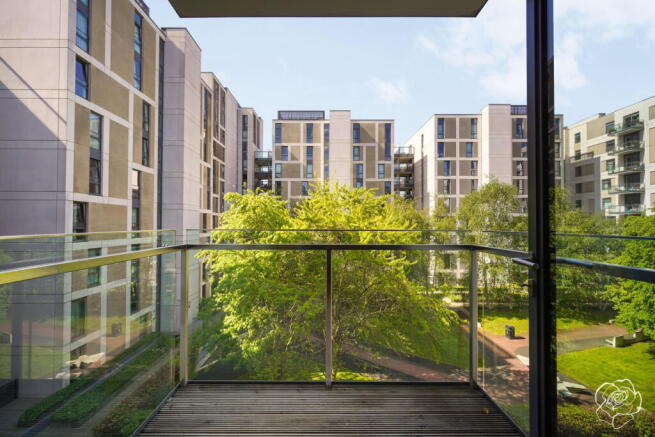 2 bed property, in Titian Heights, £550,000