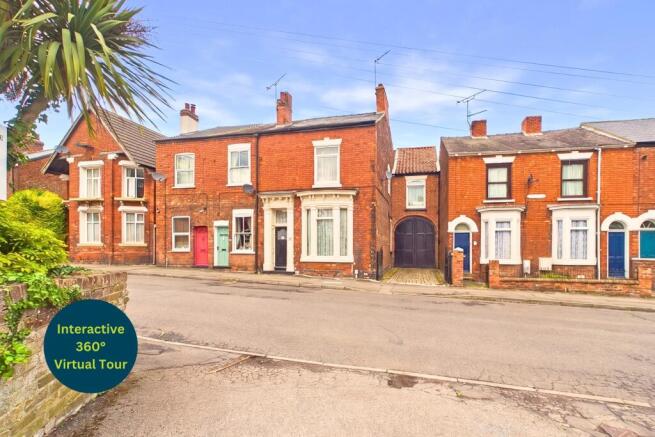 3 bed property, in Chapel Lane, £225,000