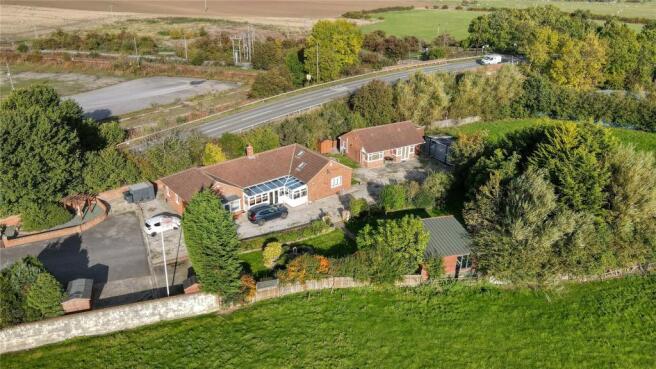 6 bed property, in Burtree Lane, £480,000