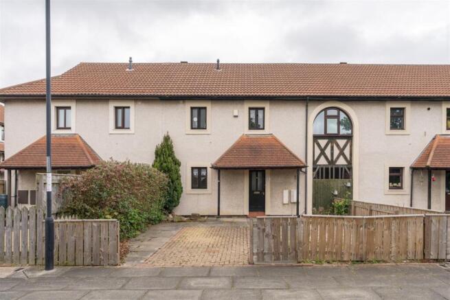 3 bed property, in Kingsmere Gardens, £85,000