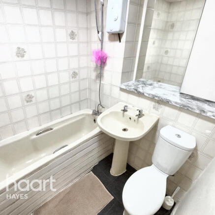 1 bed property, in Gade Close, £190,000
