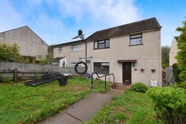 3 bed property, in Tallis Close, £155,000