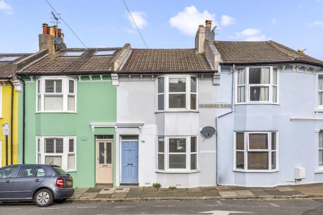 2 bed property, in Islingword Place, £400,000