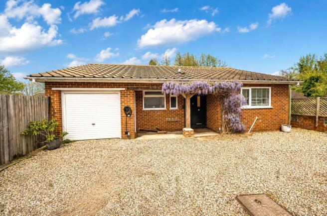 3 bed property, in Rosemary Lane, £650,000