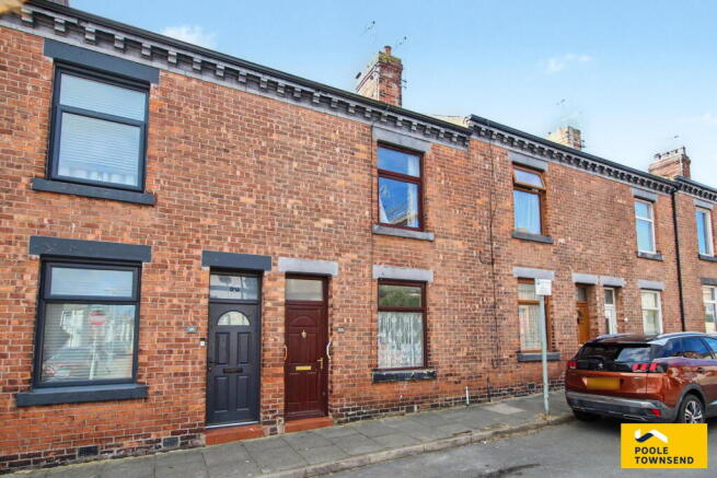 2 bed property, in Harrison Street, £65,000