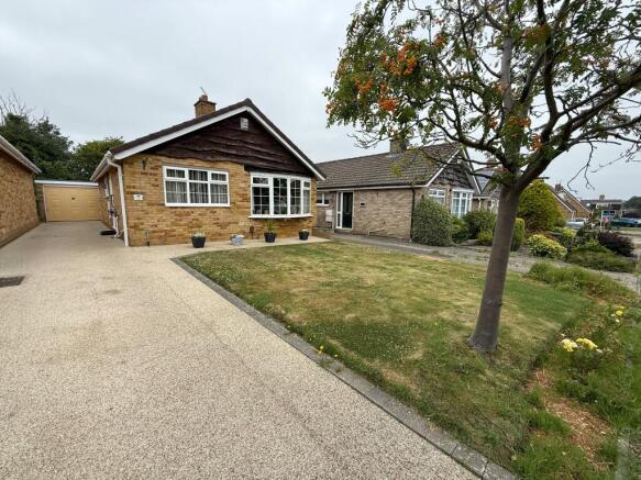 2 bed property, in Evendale, £235,000
