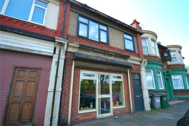 2 bed property, in Poulton Road, £150,000