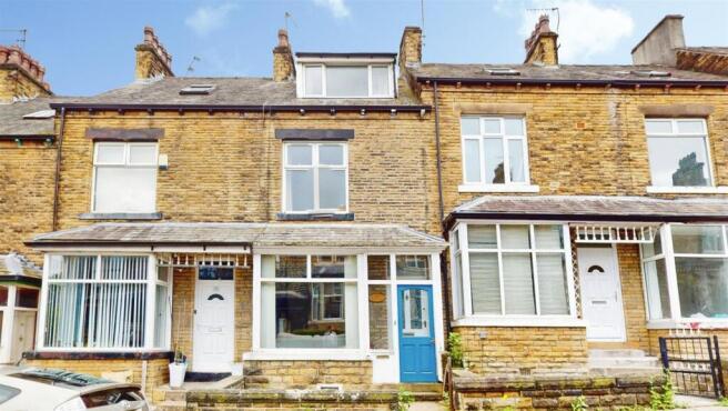 4 bed property, in Norwood Road, £200,000