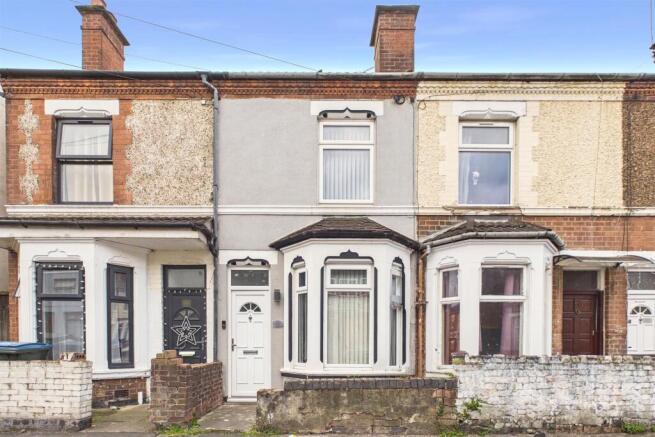 3 bed property, in George Elliot Road, £180,000