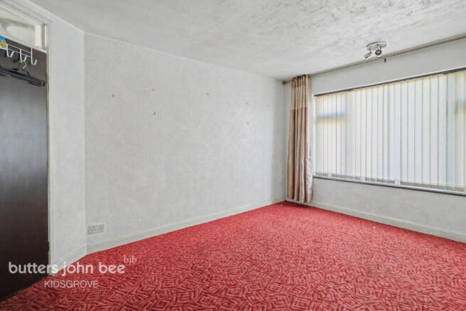 3 bed property, in Chester Road, £220,000