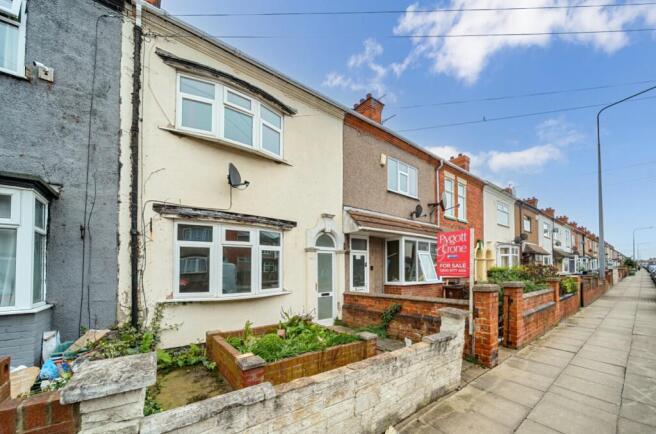 3 bed property, in Wellington Street, £75,000