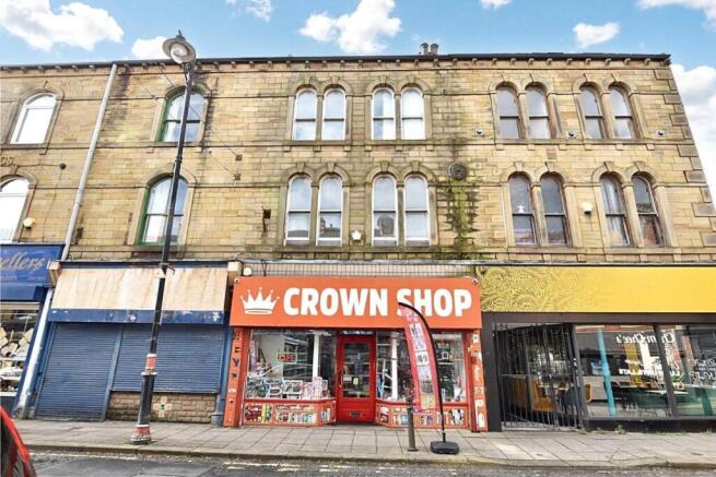 2 bed property, in Flat 1, £20,000