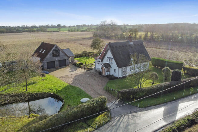 4 bed property, in Buxhall Road, £899,995