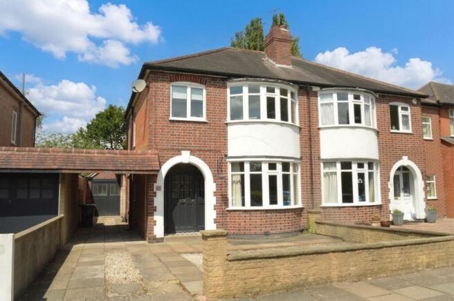 3 bed property, in Brinsmead Road, £395,000