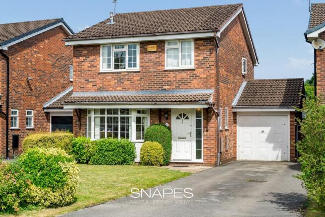 4 bed property, in Grange Road, £575,000