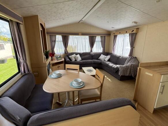 2 bed property, in Willerby Richmond Fairview Holiday Park, £15,000