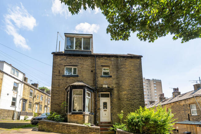 4 bed property, in All Souls Road, £110,000