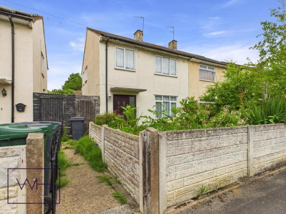3 bed property, in Clevedon Crescent, £130,000