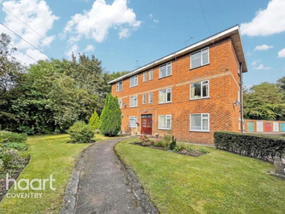1 bed property, in Binley Road, £100,000