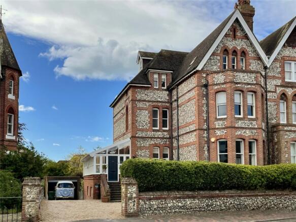 8 bed property, in Grange Gardens, £1,350,000
