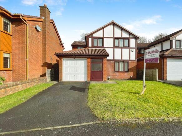 4 bed property, in Saltram Close, £375,000