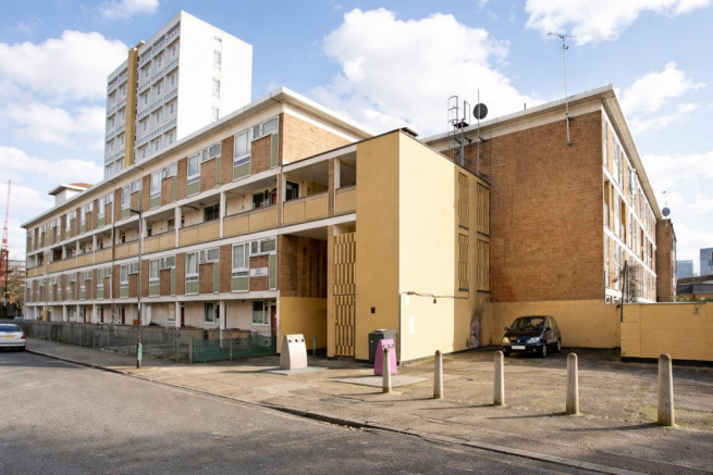 3 bed property, in Fern Street, £375,000