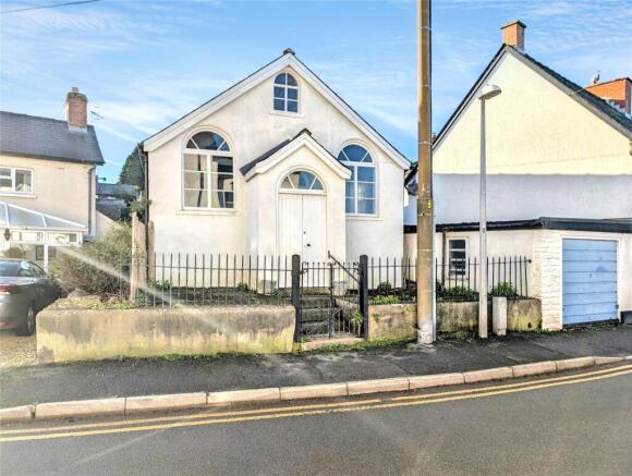 Land, in Lion Street, £200,000