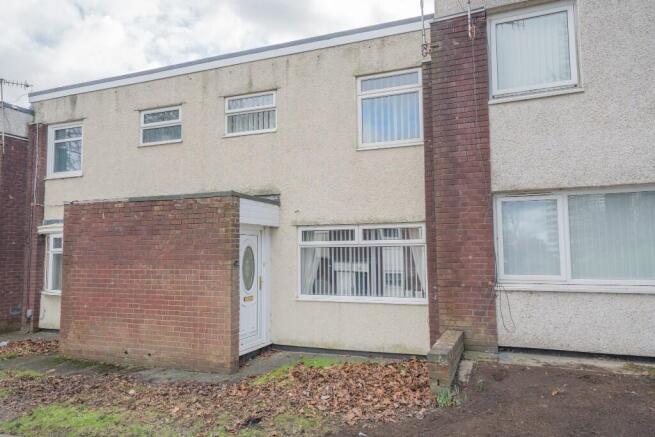 2 bed property, in Malory Place, £90,000
