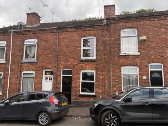 2 bed property, in Meredith Street, £80,000