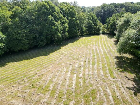 Land, in Lot 2 - Glen Road, £125,000