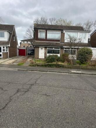 3 bed property, in Goodwood, £135,000