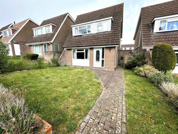 3 bed property, in Fair Acre Walk, £350,000