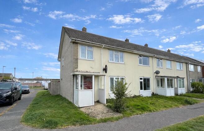 3 bed property, in Blackberry Lane, £250,000