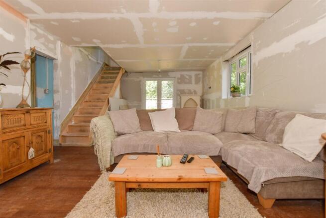 2 bed property, in Bullockstone Road, £395,000