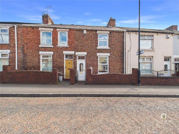 2 bed property, in Regent Street, £72,000