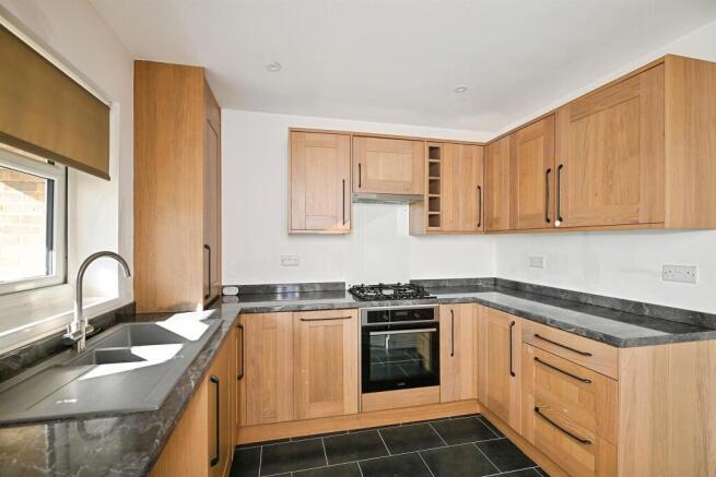 3 bed property, in Walderslade Road, £220,000