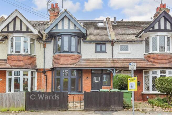4 bed property, in Curzon Road, £475,000