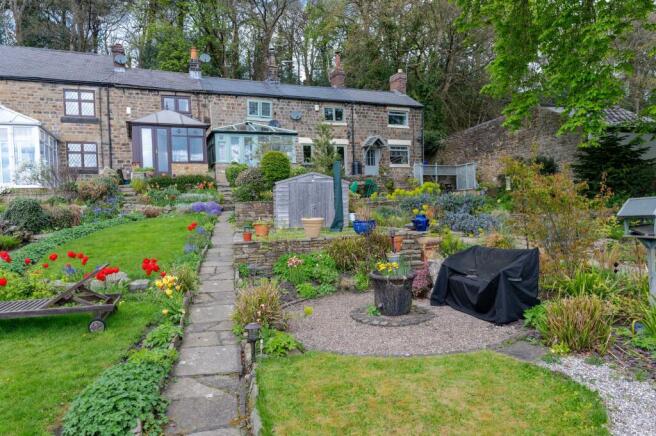 1 bed property, in Chapel Terrace, £325,000