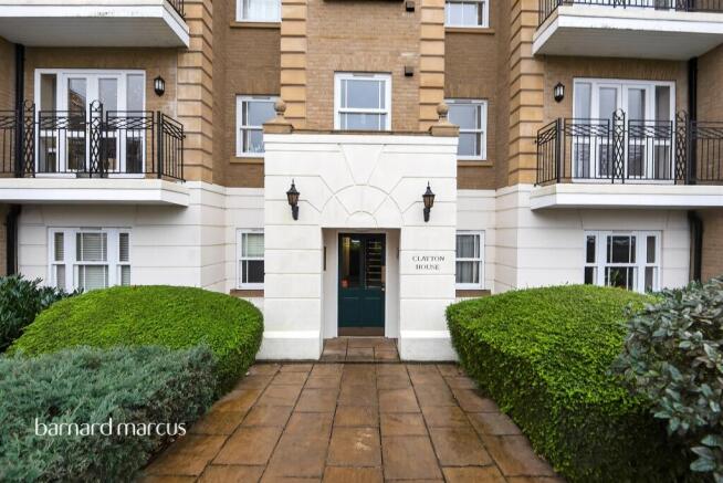 2 bed property, in Trinity Church Road, £550,000