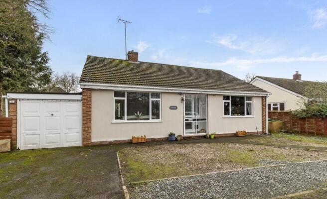 2 bed property, in Old Orchard Lane, £360,000