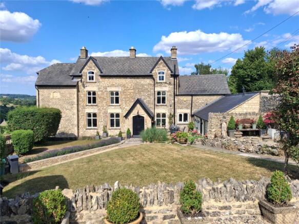 4 bed property, in Frampton Mansell, £775,000