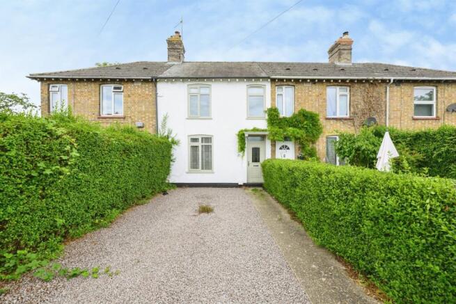 3 bed property, in Peas Hill Road, £180,000