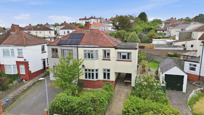 4 bed property, in 4 Brachdy Lane, £337,500
